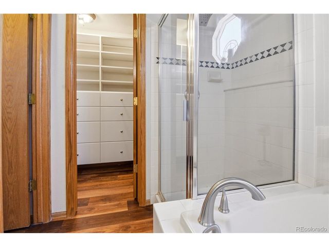 990 Quarterhorse Trl, Castle Rock, CO 80104