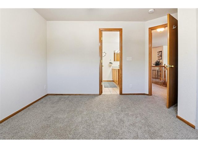990 Quarterhorse Trl, Castle Rock, CO 80104