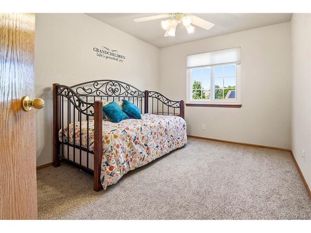 990 Quarterhorse Trl, Castle Rock, CO 80104
