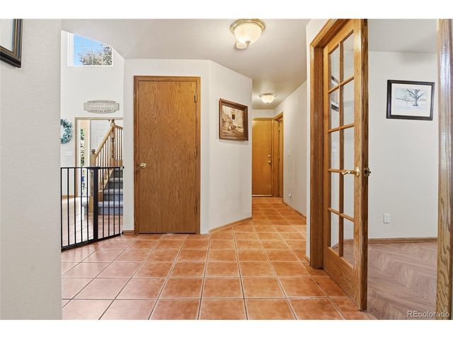 990 Quarterhorse Trl, Castle Rock, CO 80104