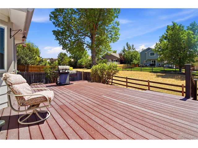 990 Quarterhorse Trl, Castle Rock, CO 80104