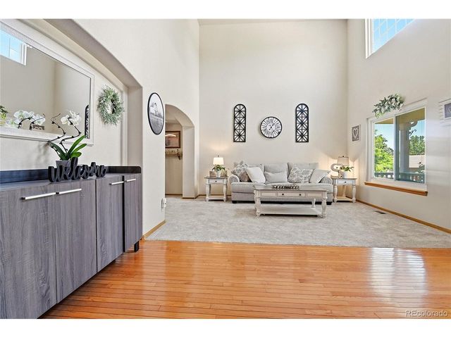 990 Quarterhorse Trl, Castle Rock, CO 80104