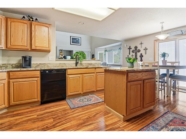 990 Quarterhorse Trl, Castle Rock, CO 80104