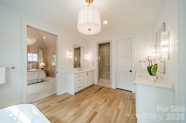 6006 Old Providence Lane, Charlotte, NC 28226