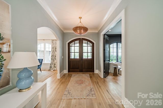 6006 Old Providence Lane, Charlotte, NC 28226