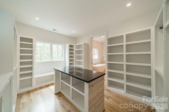 6006 Old Providence Lane, Charlotte, NC 28226