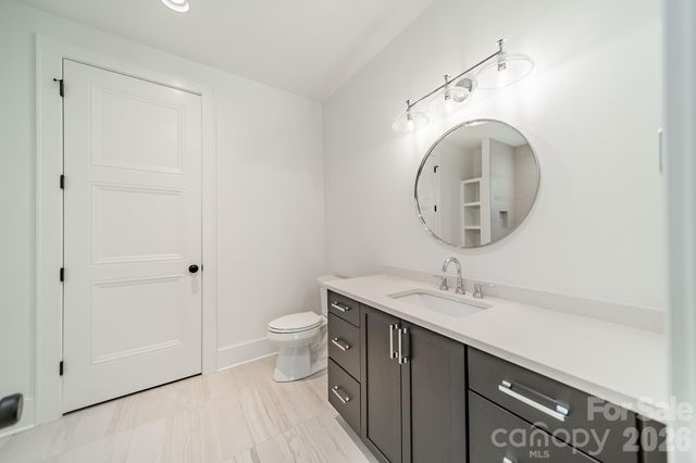 6006 Old Providence Lane, Charlotte, NC 28226