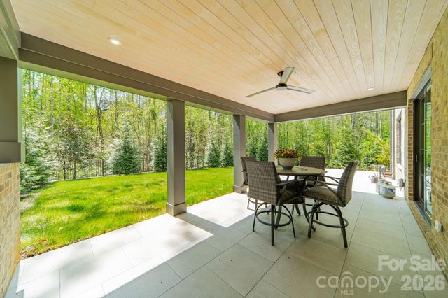 6006 Old Providence Lane, Charlotte, NC 28226