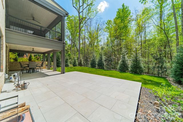 6006 Old Providence Lane, Charlotte, NC 28226