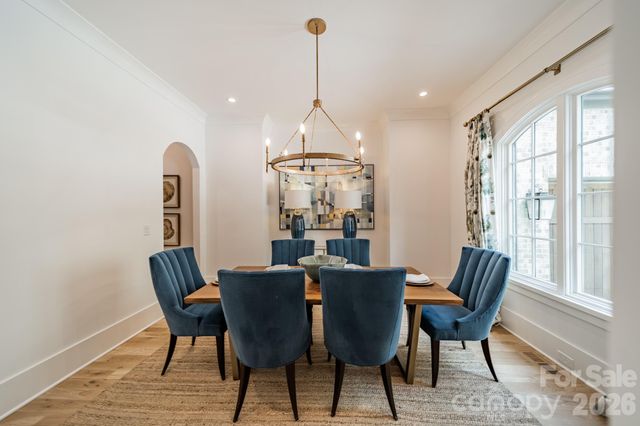 6006 Old Providence Lane, Charlotte, NC 28226