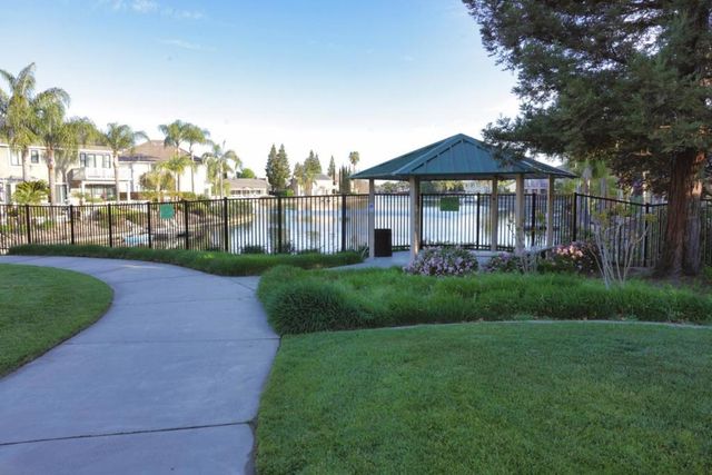 1030 Eastlake Circle, Tracy, CA 95304