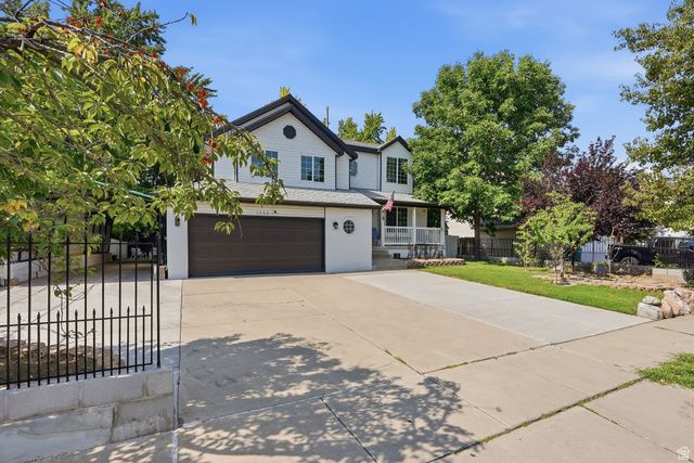 1064 E 1500 N, Layton, UT 84040