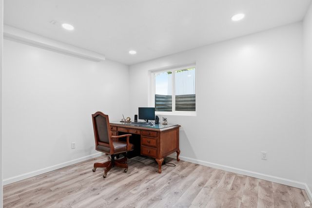 1064 E 1500 N, Layton, UT 84040