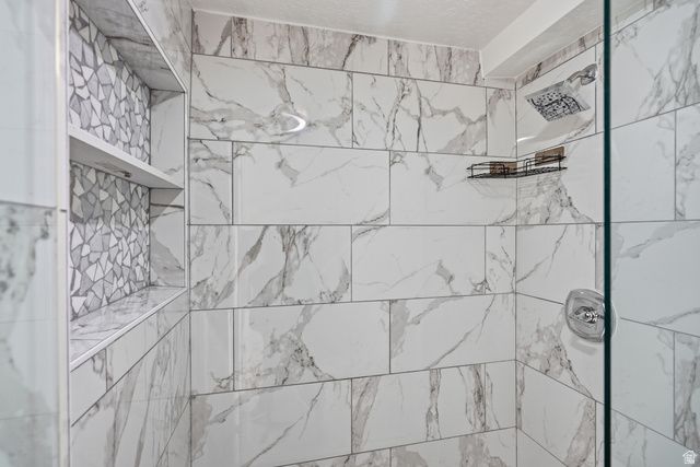 1064 E 1500 N, Layton, UT 84040