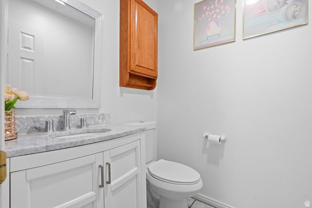 1064 E 1500 N, Layton, UT 84040