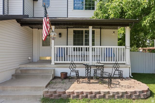 1064 E 1500 N, Layton, UT 84040