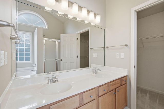 3024 Drexel Pass, Lexington, KY 40509