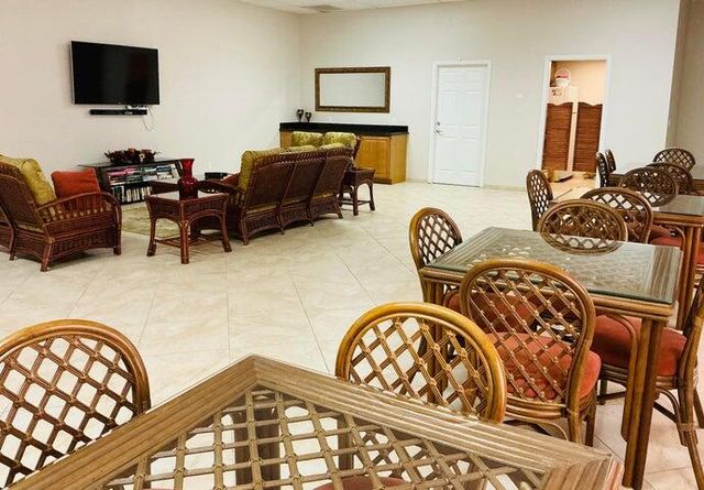 100 Paradise Harbour Boulevard 306, North Palm Beach, FL 33408