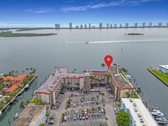 100 Paradise Harbour Boulevard 306, North Palm Beach, FL 33408