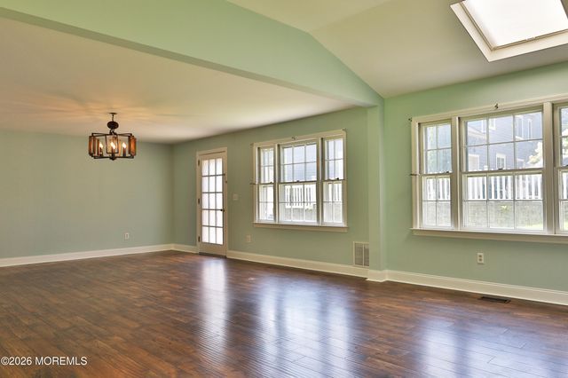 260 Harding Road, Red Bank, NJ 07701