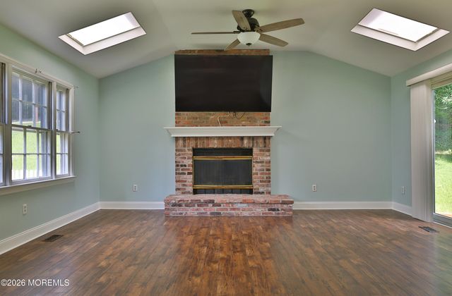 260 Harding Road, Red Bank, NJ 07701