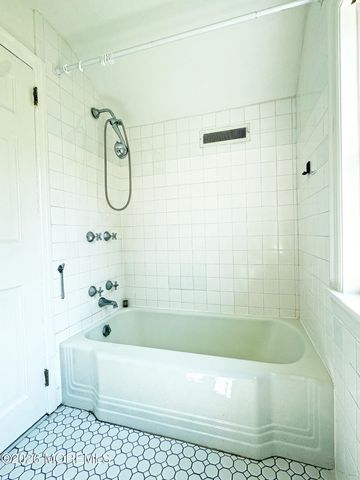 260 Harding Road, Red Bank, NJ 07701