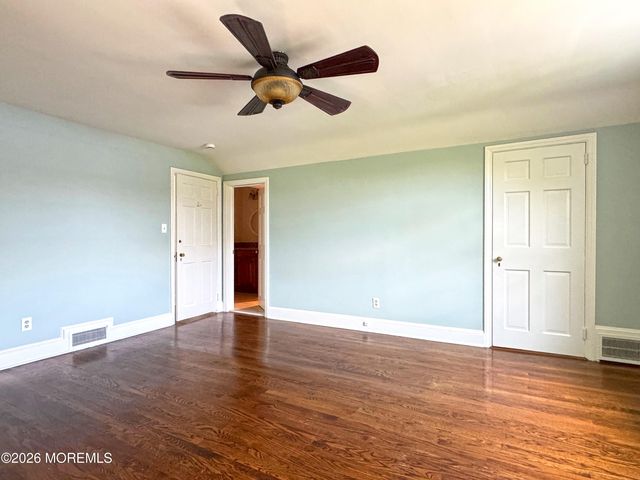 260 Harding Road, Red Bank, NJ 07701