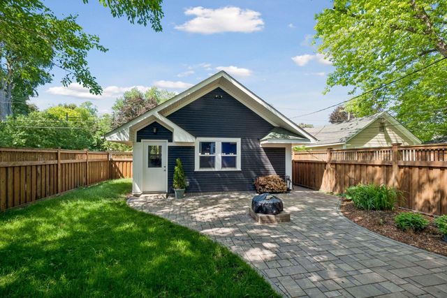 358 Cretin Avenue S, Saint Paul, MN 55105
