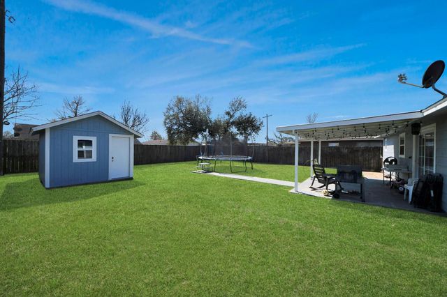 1306 Camden Road, Pasadena, TX 77502