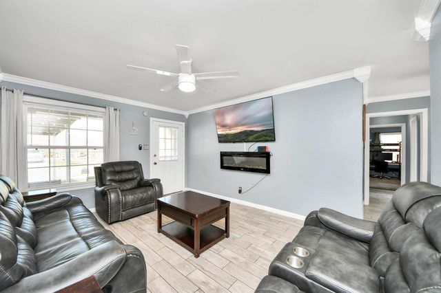 1306 Camden Road, Pasadena, TX 77502