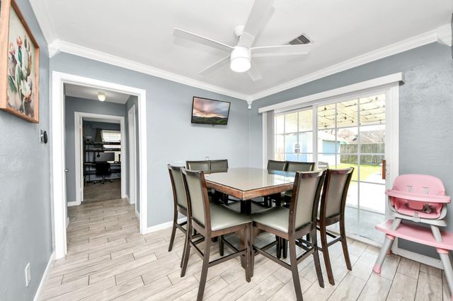 1306 Camden Road, Pasadena, TX 77502