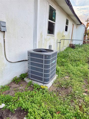 1550 E BAY STREET, Bartow, FL 33830