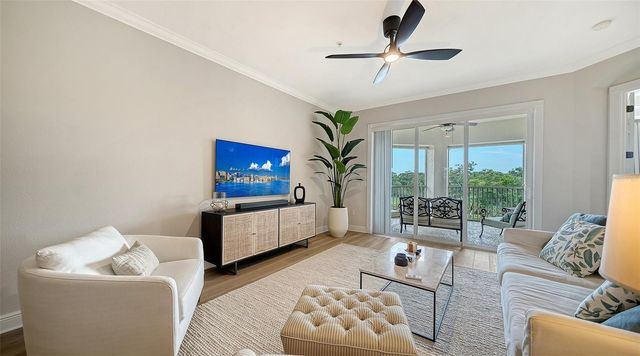 5122 MANORWOOD DRIVE 4B, Sarasota, FL 34235