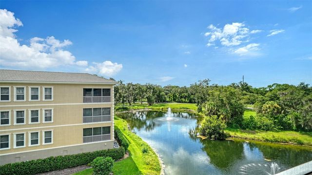 5122 MANORWOOD DRIVE 4B, Sarasota, FL 34235