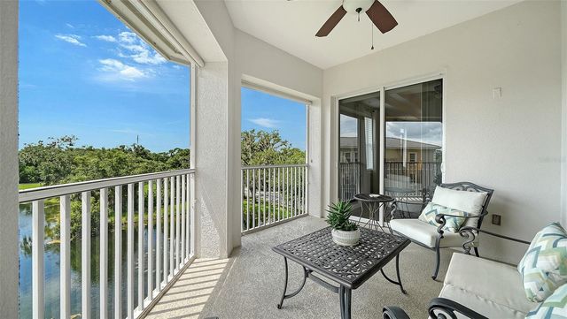 5122 MANORWOOD DRIVE 4B, Sarasota, FL 34235