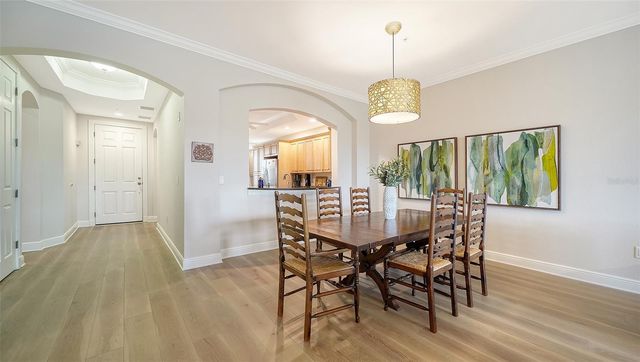 5122 MANORWOOD DRIVE 4B, Sarasota, FL 34235