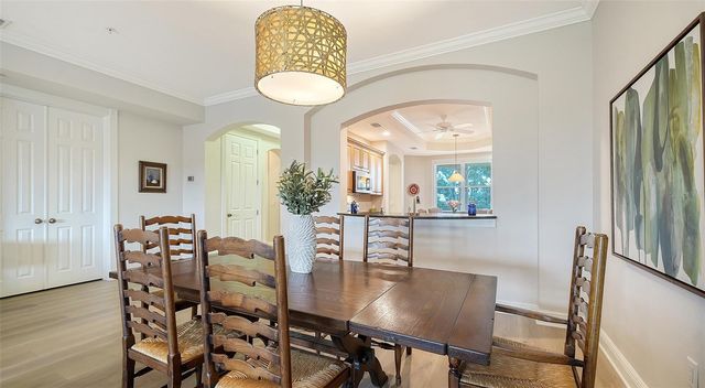 5122 MANORWOOD DRIVE 4B, Sarasota, FL 34235