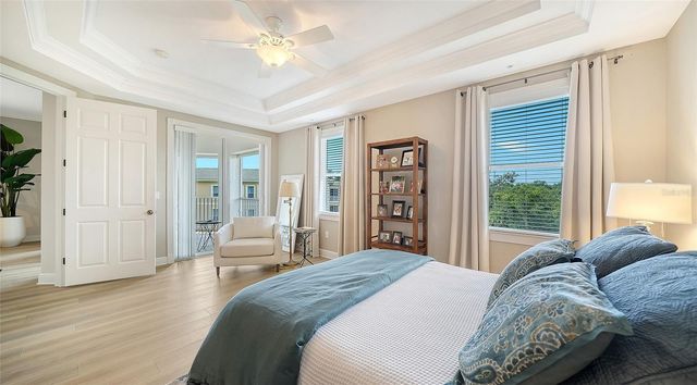 5122 MANORWOOD DRIVE 4B, Sarasota, FL 34235