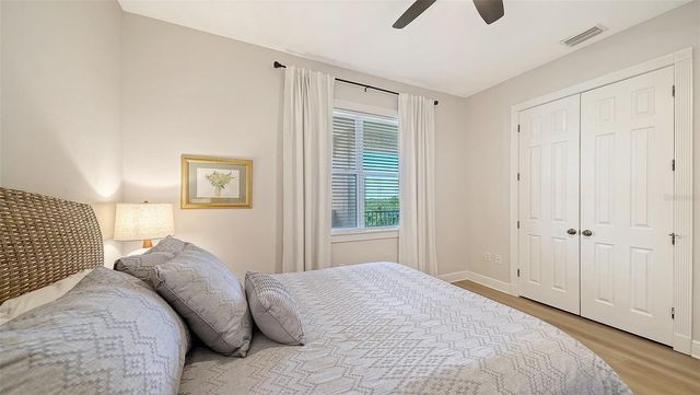 5122 MANORWOOD DRIVE 4B, Sarasota, FL 34235