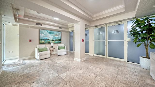 5122 MANORWOOD DRIVE 4B, Sarasota, FL 34235