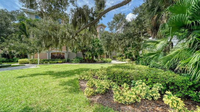 5122 MANORWOOD DRIVE 4B, Sarasota, FL 34235