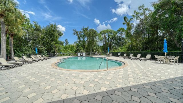 5122 MANORWOOD DRIVE 4B, Sarasota, FL 34235