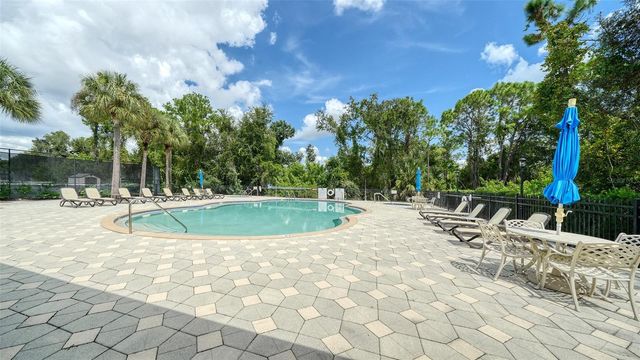 5122 MANORWOOD DRIVE 4B, Sarasota, FL 34235