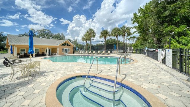 5122 MANORWOOD DRIVE 4B, Sarasota, FL 34235