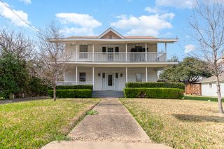 4507 Worth Street B, Dallas, TX 75246