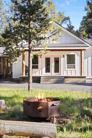 17349 Harlequin Drive, Bend, OR 97707