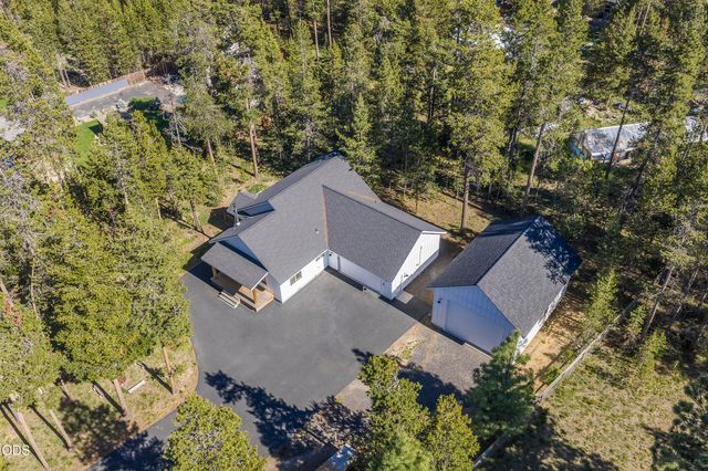 17349 Harlequin Drive, Bend, OR 97707
