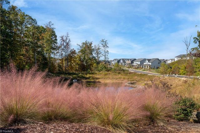 1639 Cross Village Avenue, Kernersville, NC 28284