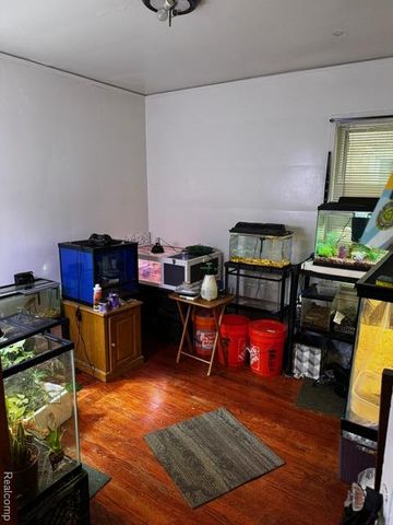 14772 Tacoma Street, Detroit, MI 48205