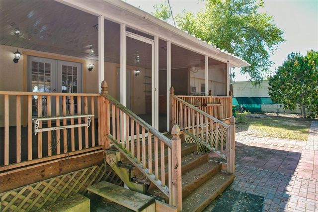 25 E CHESLEY AVENUE, Eustis, FL 32726